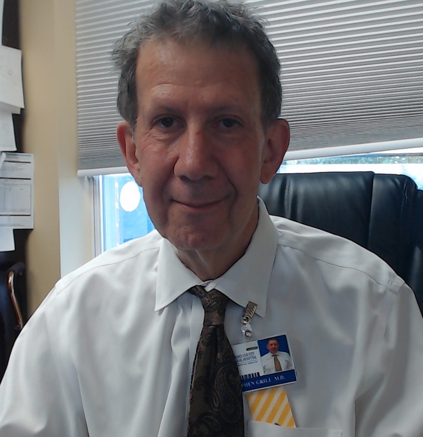 Headshot of Dr. Stephen Grill